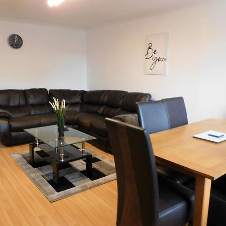 2 Bed Apt On Quiet Cul-De-Sac, Fab Location Paisley Dış mekan fotoğraf