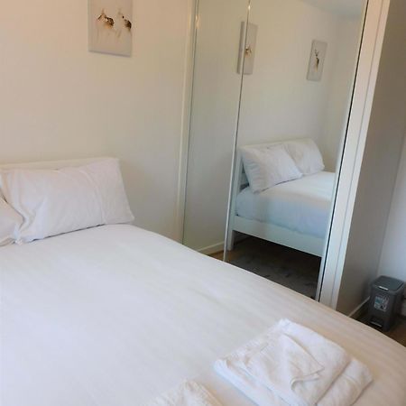 2 Bed Apt On Quiet Cul-De-Sac, Fab Location Paisley Dış mekan fotoğraf