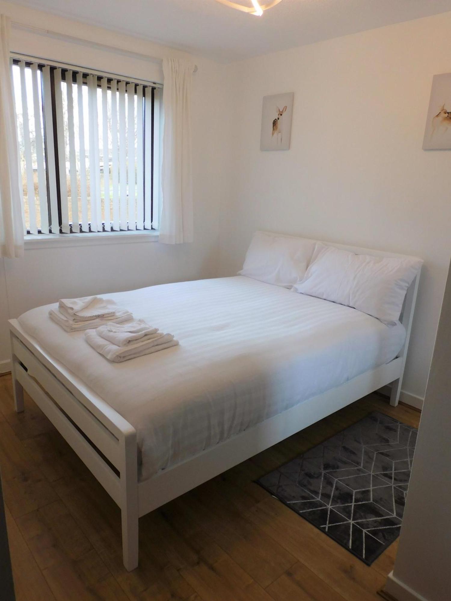 2 Bed Apt On Quiet Cul-De-Sac, Fab Location Paisley Dış mekan fotoğraf