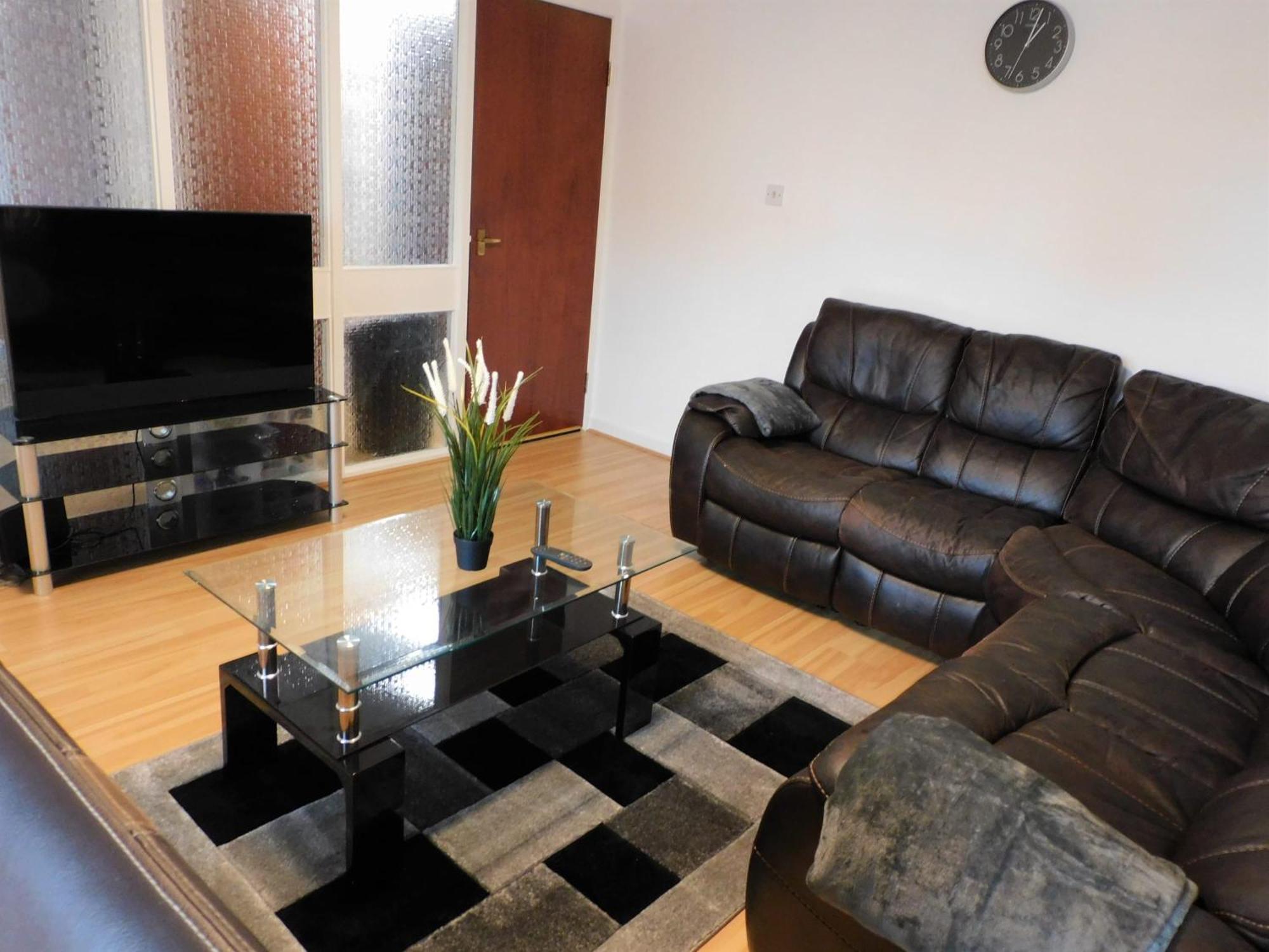 2 Bed Apt On Quiet Cul-De-Sac, Fab Location Paisley Dış mekan fotoğraf